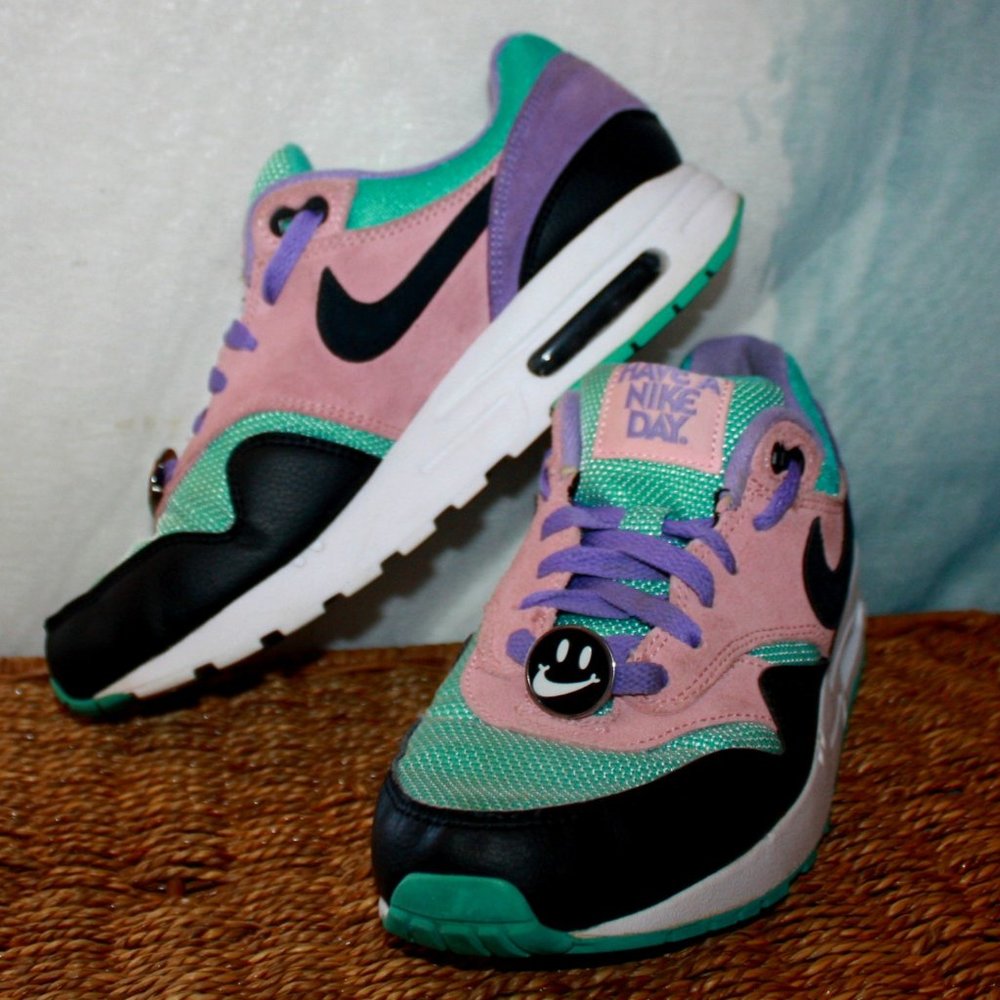 NIKE AIR MAX 1 "HAVE A NIKE DAY" 🌵6y or 7.5 Women's